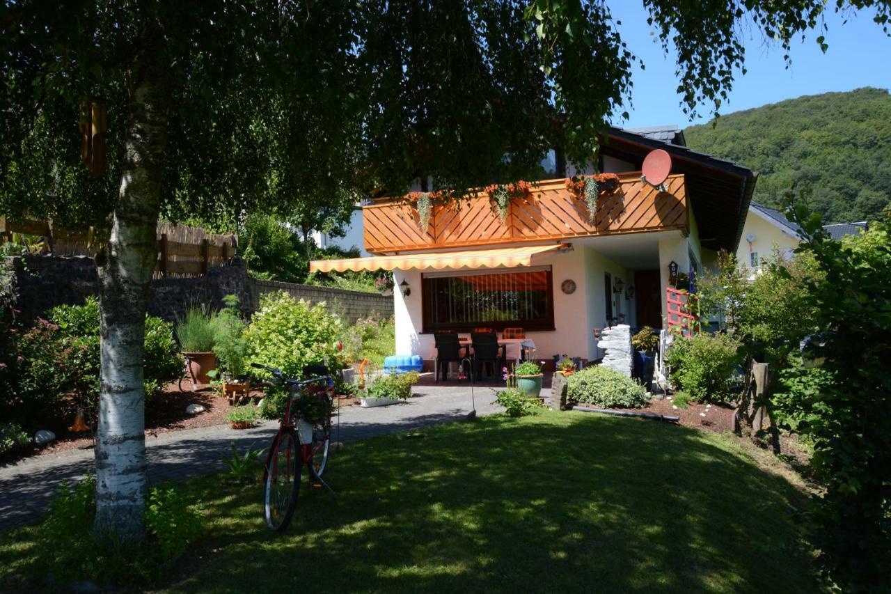 Ferienwohnung Burgblick Bilstein Extérieur photo
