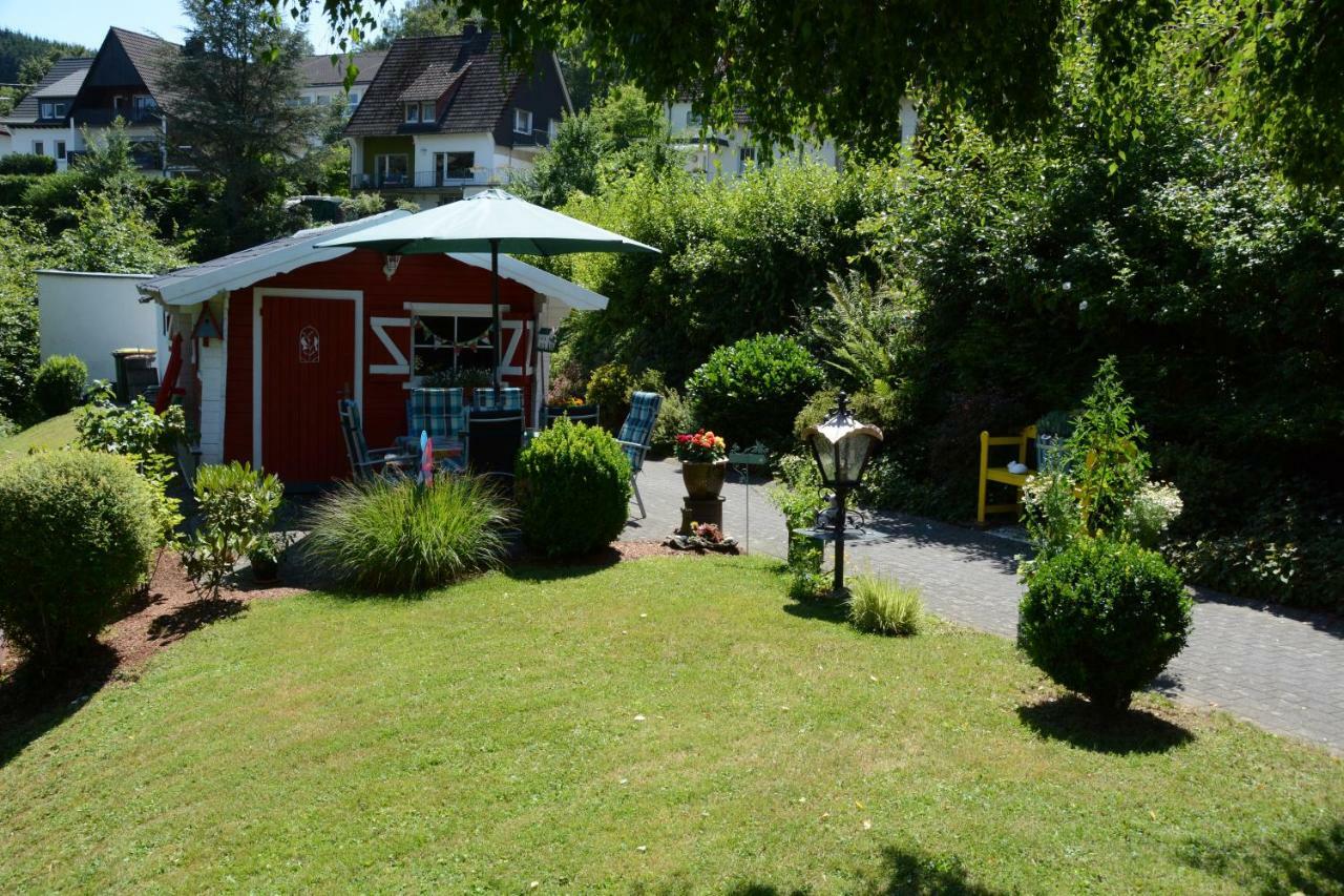 Ferienwohnung Burgblick Bilstein Extérieur photo